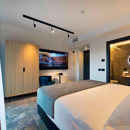Boutique Hotel Sirmione-2